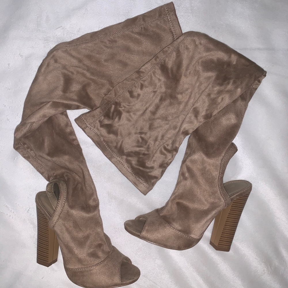 Thigh high heels with open toe
